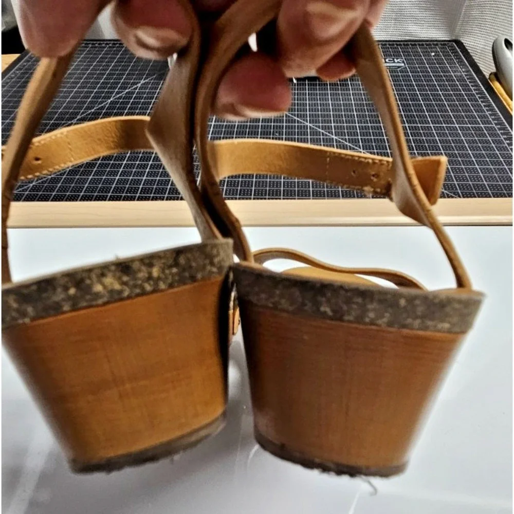 LUCKY BRAND Kanoa wedge sandals‎ leather upper youth girl Sz S/3M